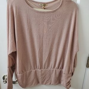 Long sleeve pink blouse